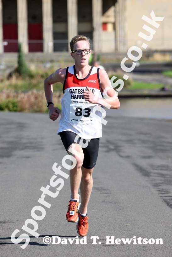 Dan Johnson (Gateshead) 5th in the Tyne Bridge Harriers Exhibition Park 5k, Newcastle.